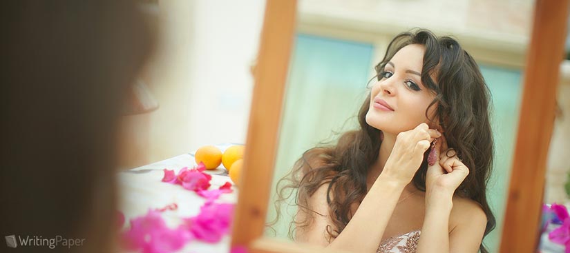  Girl in Front of Mirror